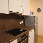 Landhaus-appartements Warraich