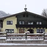 Apartment Landhaus-appartements Warraich *