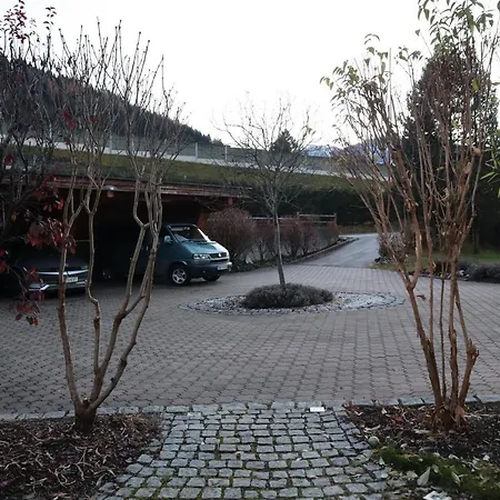 شقة Landhaus-appartements Warraich *