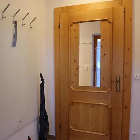 Landhaus-appartements Warraich * Шладмінг