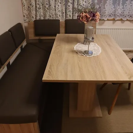 Landhaus-appartements Warraich Апартаменти *