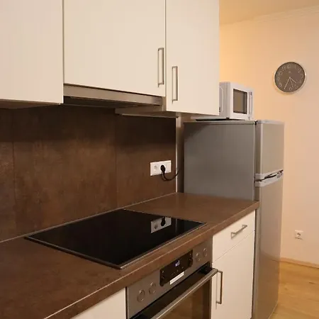 Landhaus-appartements Warraich