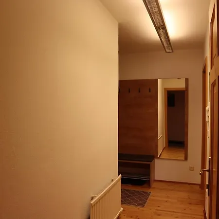 Landhaus-appartements Warraich *