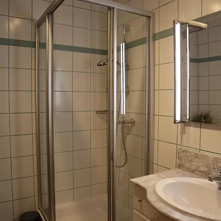 Landhaus-appartements Warraich