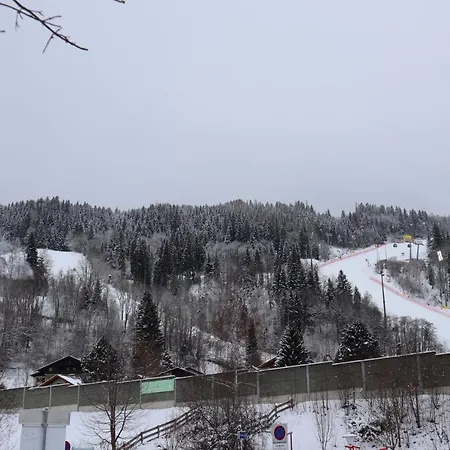 Landhaus-appartements Warraich * Шладмінг