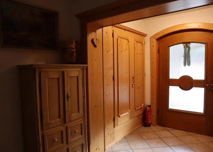 Landhaus-appartements Warraich Apartment *