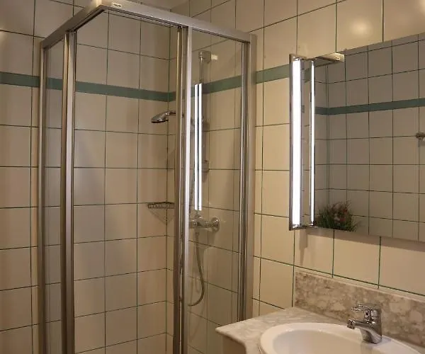 Landhaus-appartements Warraich *